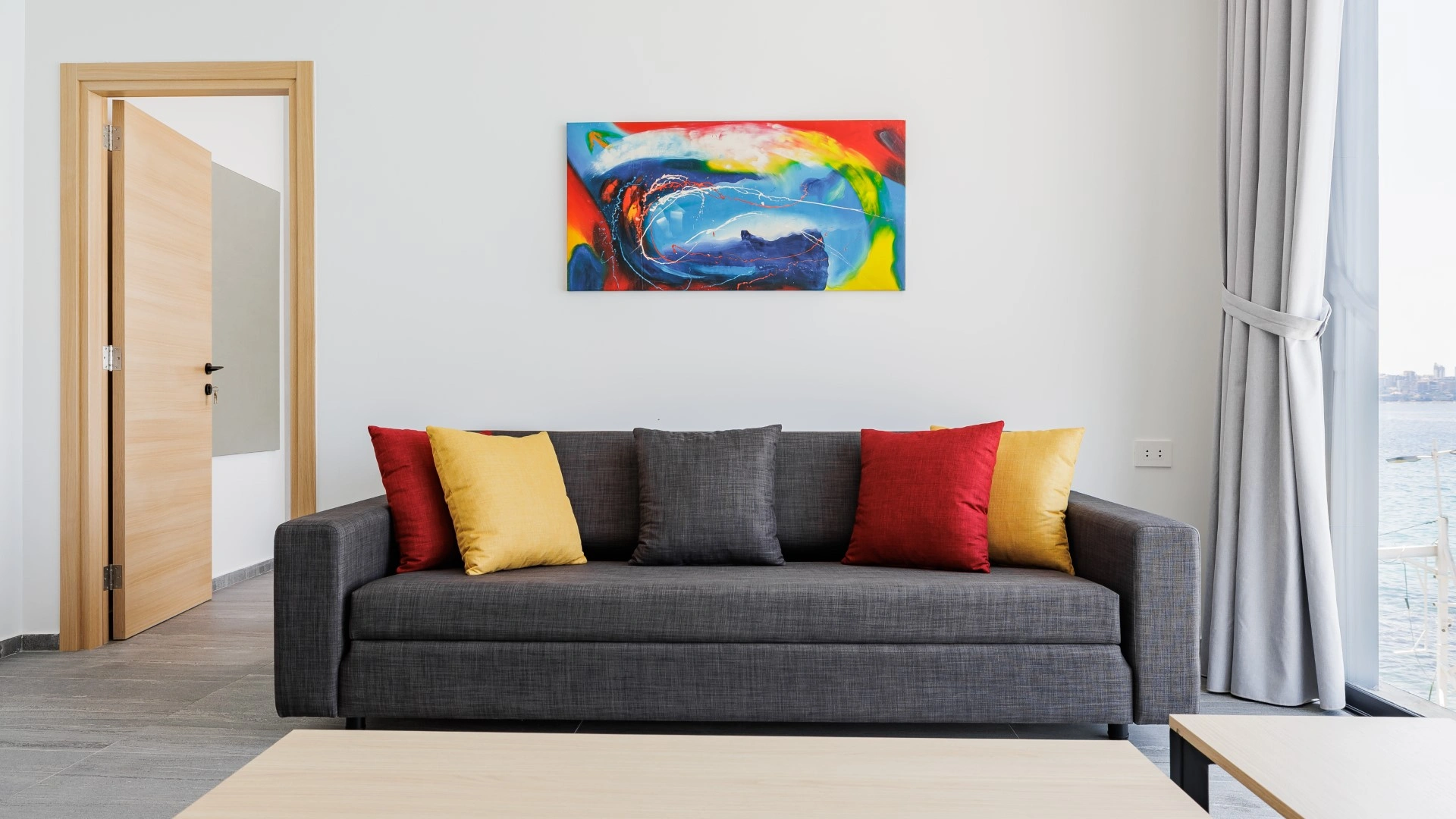 Middle Beach Hotel Slider 1